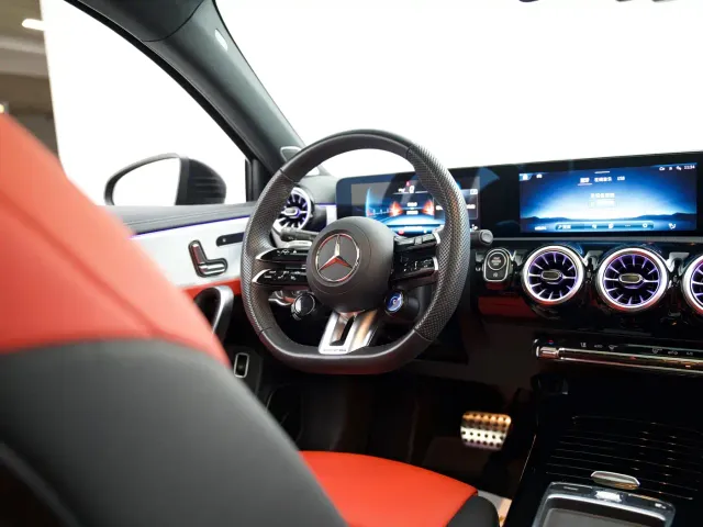 Mercedes-Benz A-Class AMG — Фото автомобиля 8