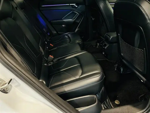 Audi Q3 — Фото автомобиля 8
