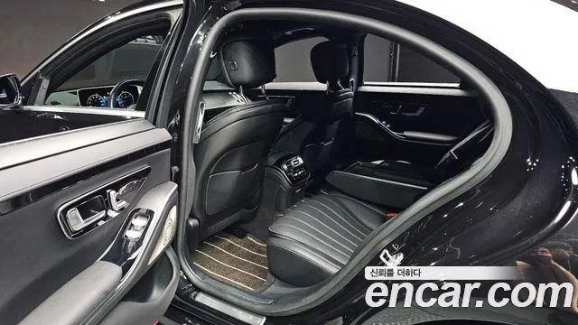 Mercedes-Benz S-Class W223 — Фото автомобиля 17