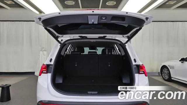 Hyundai Santafe Новый Santa Fe Дизель 2.2 2WD — Фото автомобиля 20