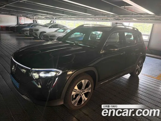 Фотография автомобиля — Mercedes-Benz EQB X243