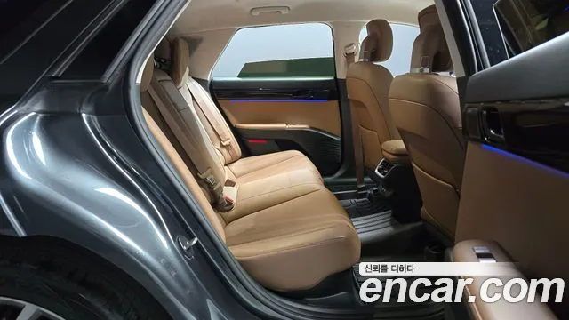Hyundai Grandeur GN7 — Фото автомобиля 18