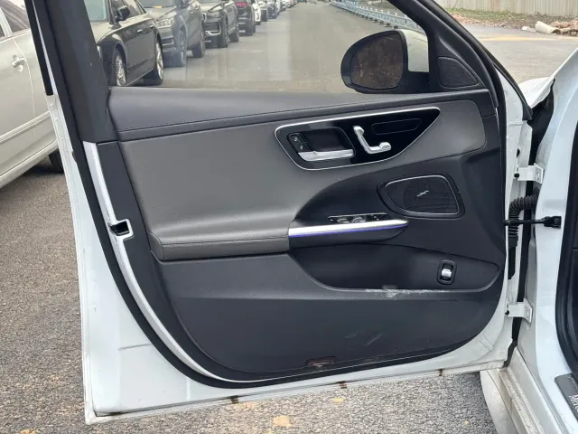Mercedes-Benz C-Class — Фото автомобиля 4