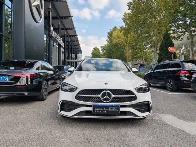 Mercedes-Benz C-Class — Фото автомобиля 5