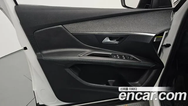 Peugeot 3008 — Фото автомобиля 21