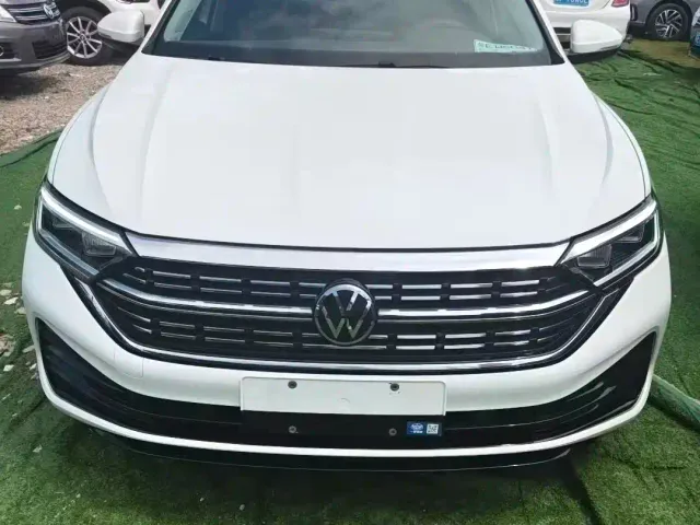 Volkswagen Sagitar — Фото автомобиля 2
