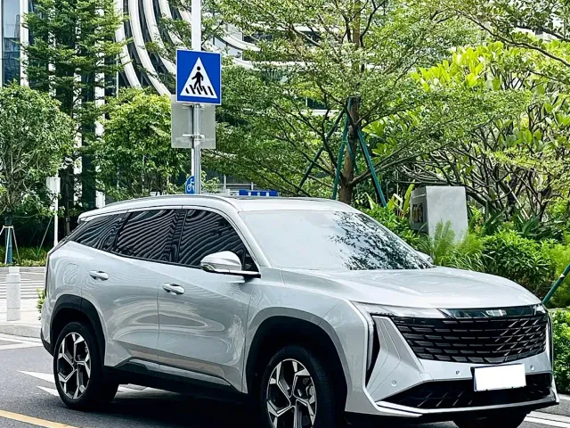Geely Boyue L — Фото автомобиля 3