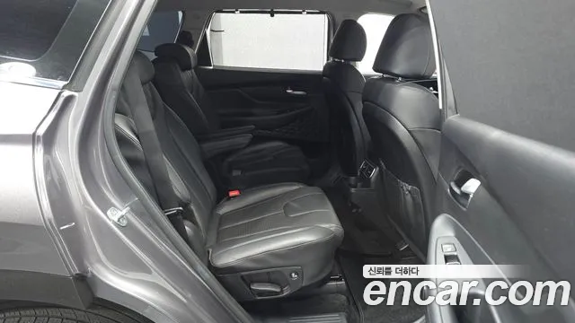 Hyundai Santafe Новый Santa Fe Дизель 2.2 2WD — Фото автомобиля 12