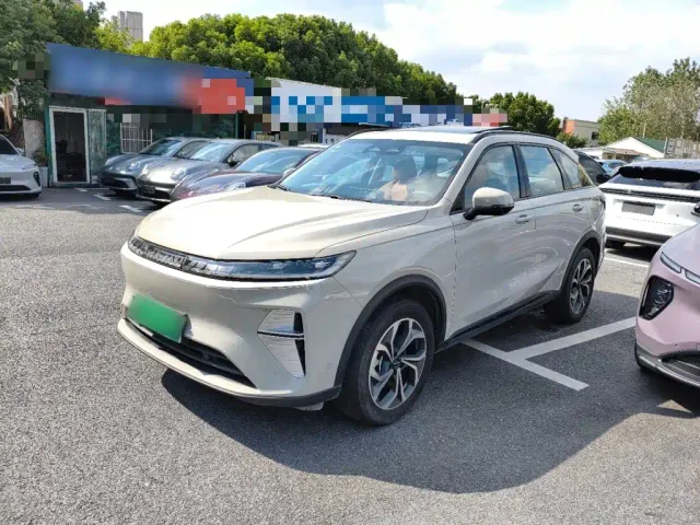 Фотография автомобиля — Haval Xiaolong MAX