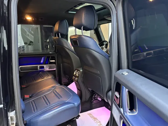 Mercedes-Benz G-Class — Фото автомобиля 12