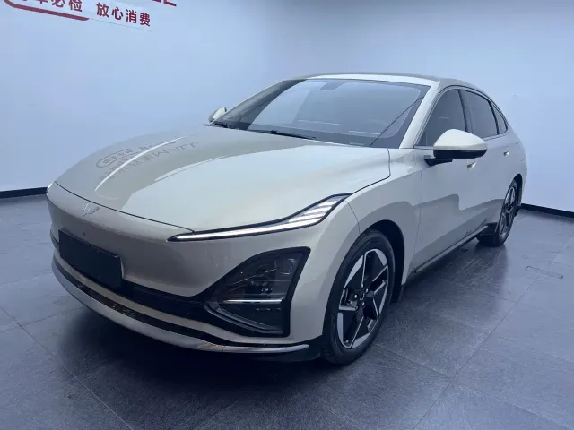 Фотография автомобиля — Wuling Starlight