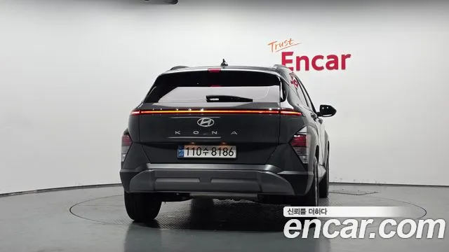 Hyundai Kona SX2 — Фото автомобиля 3