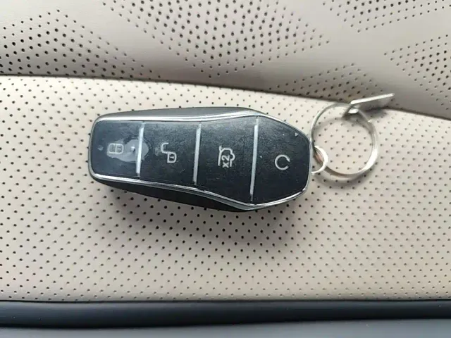 BYD Dolphin — Фото автомобиля 8