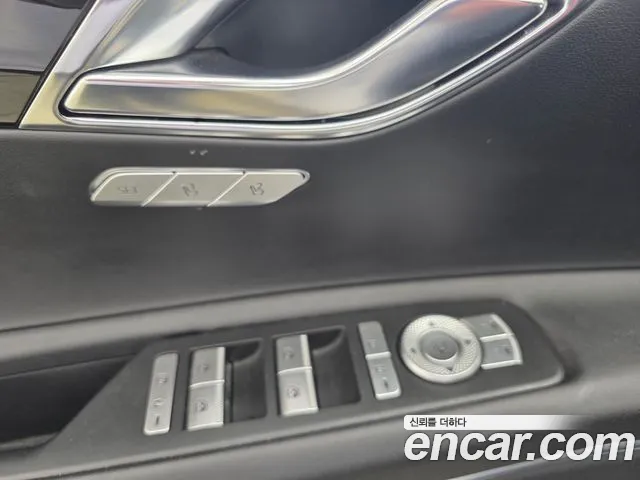 Genesis GV80 2.5T Бензин 2WD — Фото автомобиля 17