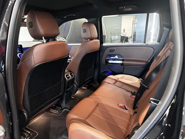Mercedes-Benz EQB — Фото автомобиля 8