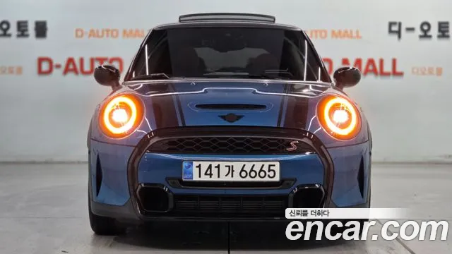 Mini Cooper — Фото автомобиля 2
