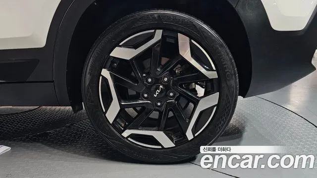 Kia Seltos — Фото автомобиля 21