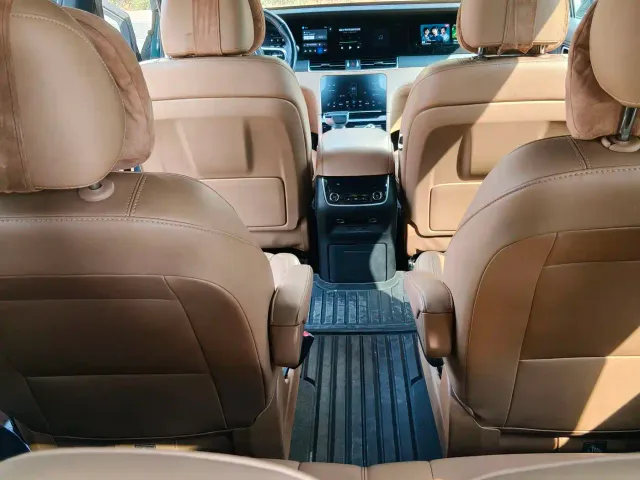 Li Auto ONE — Фото автомобиля 9