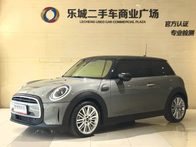 Фотография автомобиля — MINI Hatch