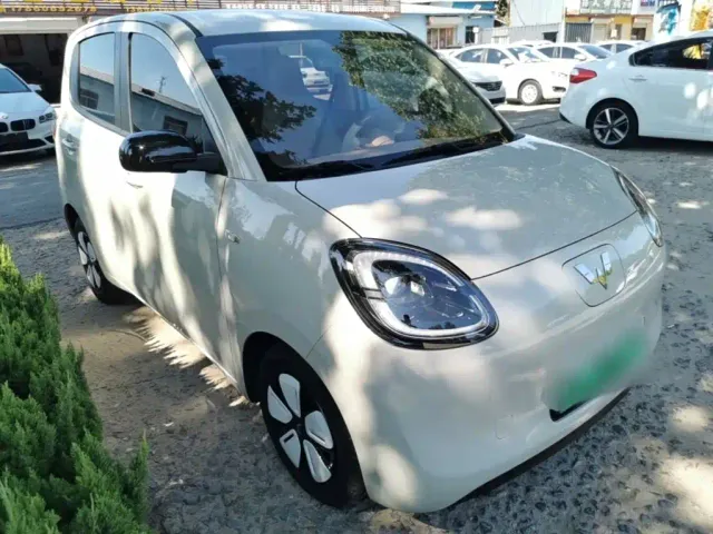 Wuling Hongguang Mini EV — Фото автомобиля 3