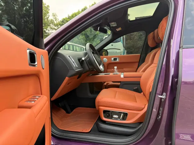 Li Auto L9 — Фото автомобиля 5