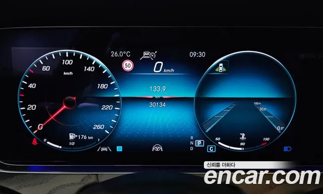 Mercedes-Benz E-Class — Фото автомобиля 5