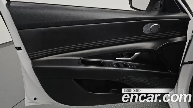 Hyundai Avante CN7 — Фото автомобиля 13