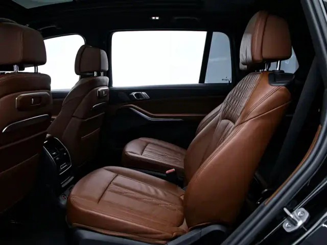BMW X7 — Фото автомобиля 17