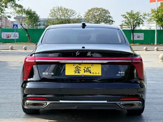 Hongqi H5 — Фото автомобиля 22