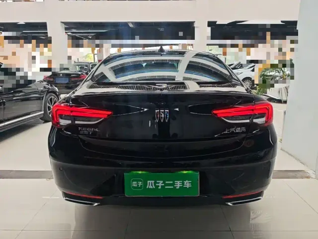 Buick Regal — Фото автомобиля 5