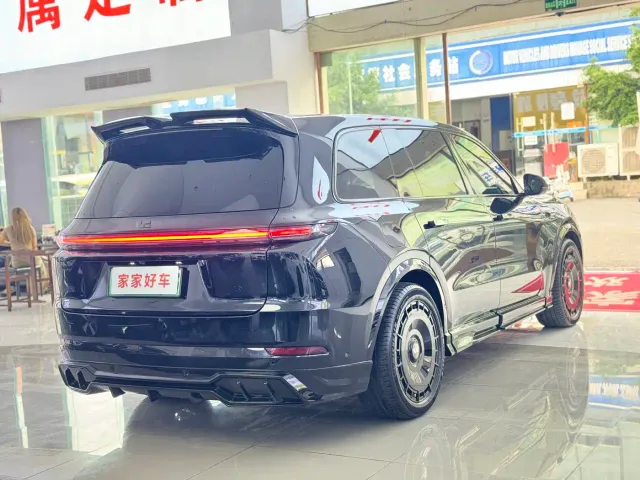 Li Auto L9 — Фото автомобиля 18