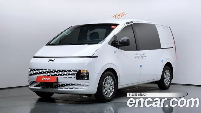 Hyundai Staria Staria Карго 5 мест — Фото автомобиля 2