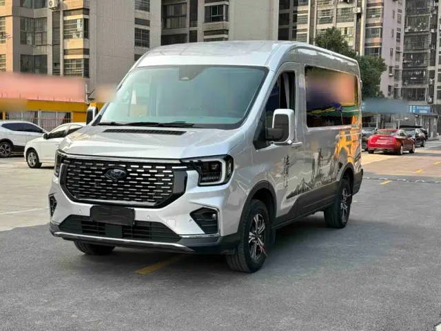 Фотография автомобиля — Ford Transit T8