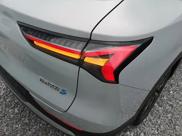 Wuling Starlight S — Фото автомобиля 7