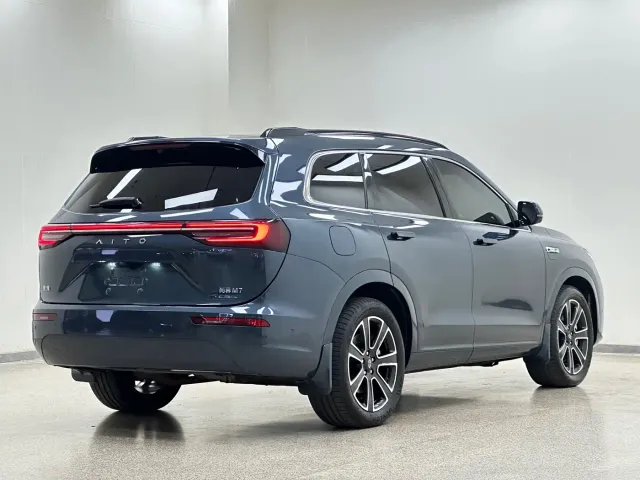 Aito M7 — Фото автомобиля 6