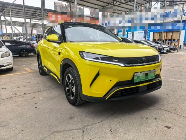 BYD Yuan UP — Фото автомобиля 3