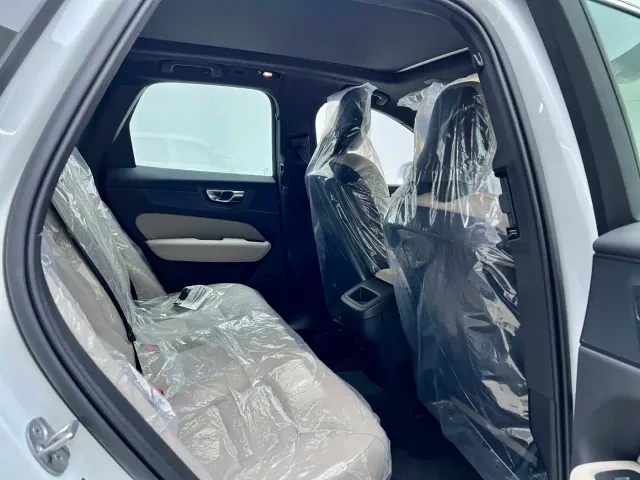 Volvo XC60 — Фото автомобиля 28