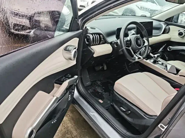 BYD Yuan PLUS — Фото автомобиля 15