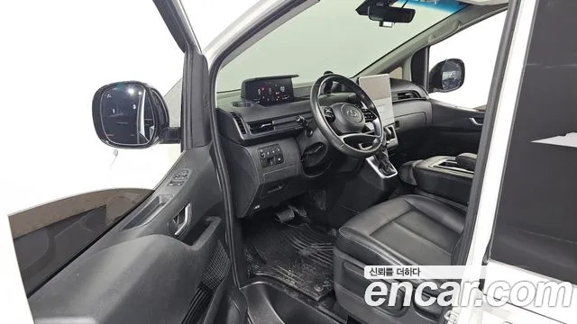 Hyundai Staria — Фото автомобиля 10