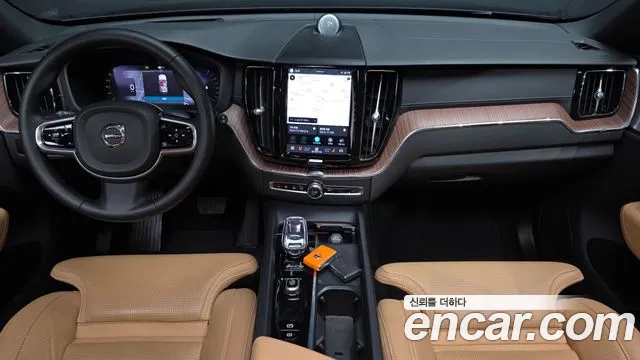Volvo XC60 Generation 2 — Фото автомобиля 10