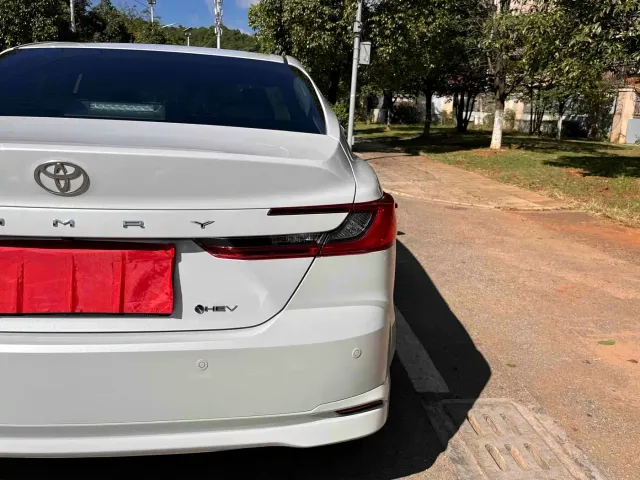 Toyota Camry — Фото автомобиля 9