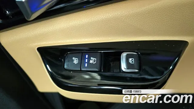 Kia Canival Carnival 4 поколение Бензин 9 мест Signature — Фото автомобиля 18