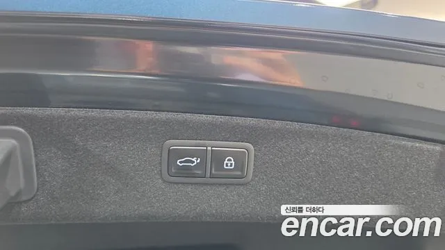 Genesis G80 Бензин 2.5 турбо 2WD — Фото автомобиля 17