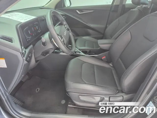 Kia Niro The All New — Фото автомобиля 10