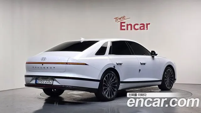 Hyundai Grandeur — Фото автомобиля 2