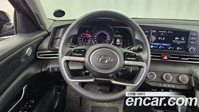 Hyundai Avante CN7 — Фото автомобиля 20