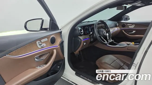 Mercedes-Benz E-Class W213 — Фото автомобиля 15