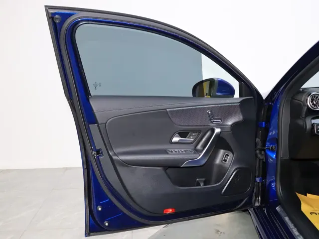 Mercedes-Benz A-Class — Фото автомобиля 9
