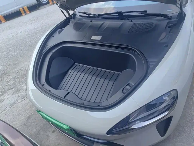 Xiaomi SU7 — Фото автомобиля 16