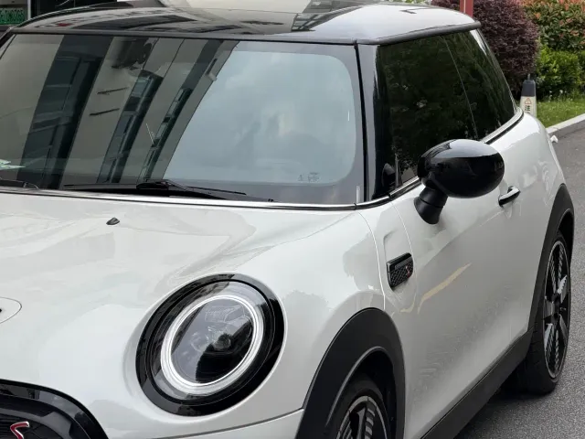 MINI Hatch — Фото автомобиля 3